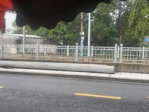 Lan Can Thép Mạ Kẽm Nhúng Nóng Ngoài Trời: Giải Pháp Bền Vững