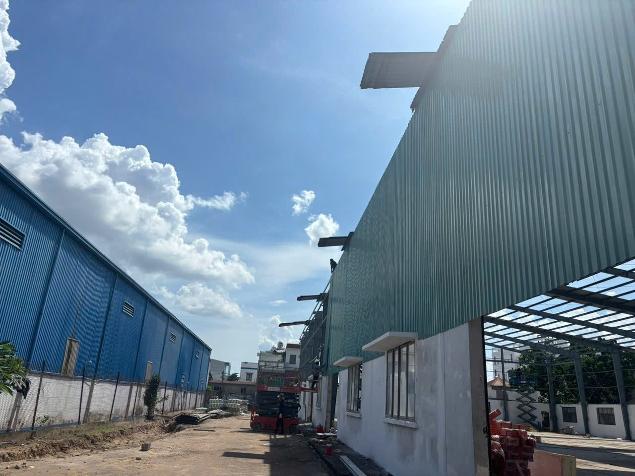Sửa chữa nhà xưởng tại lô A4