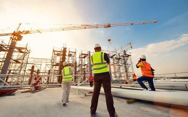 So Sánh Dịch Vụ Thi Công Hạ Tầng Truyền Thống Và Giải Pháp Hiện Đại Của PiARC.